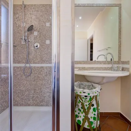 Lägenhet Colosseum 4 Double Bedrooms Rom