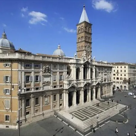 Colosseum 4 Double Bedrooms *