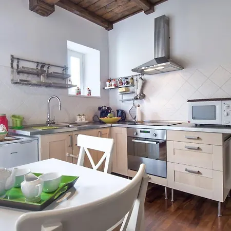 Colosseum 4 Double Bedrooms
