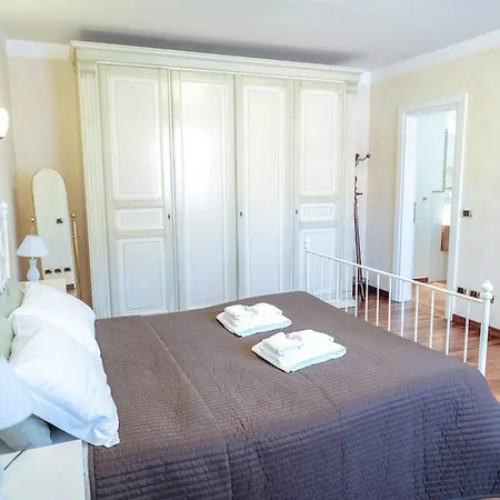 Colosseum 4 Double Bedrooms Lägenhet *
